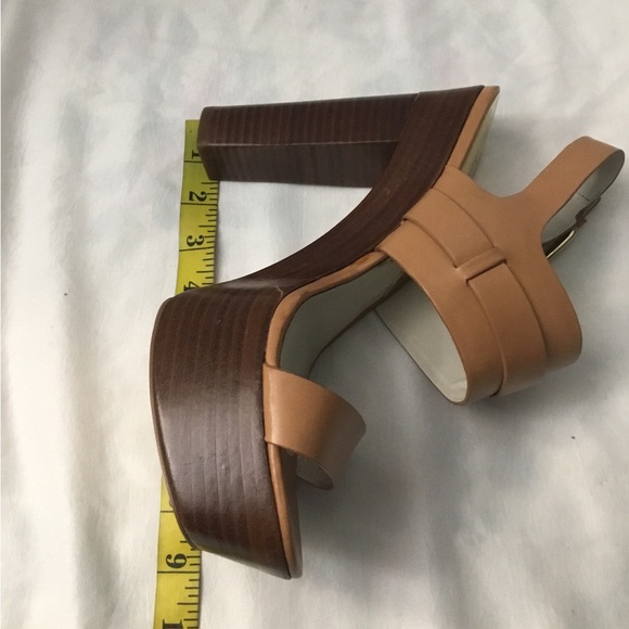 Michael Kors heels - Picture 2 of 16